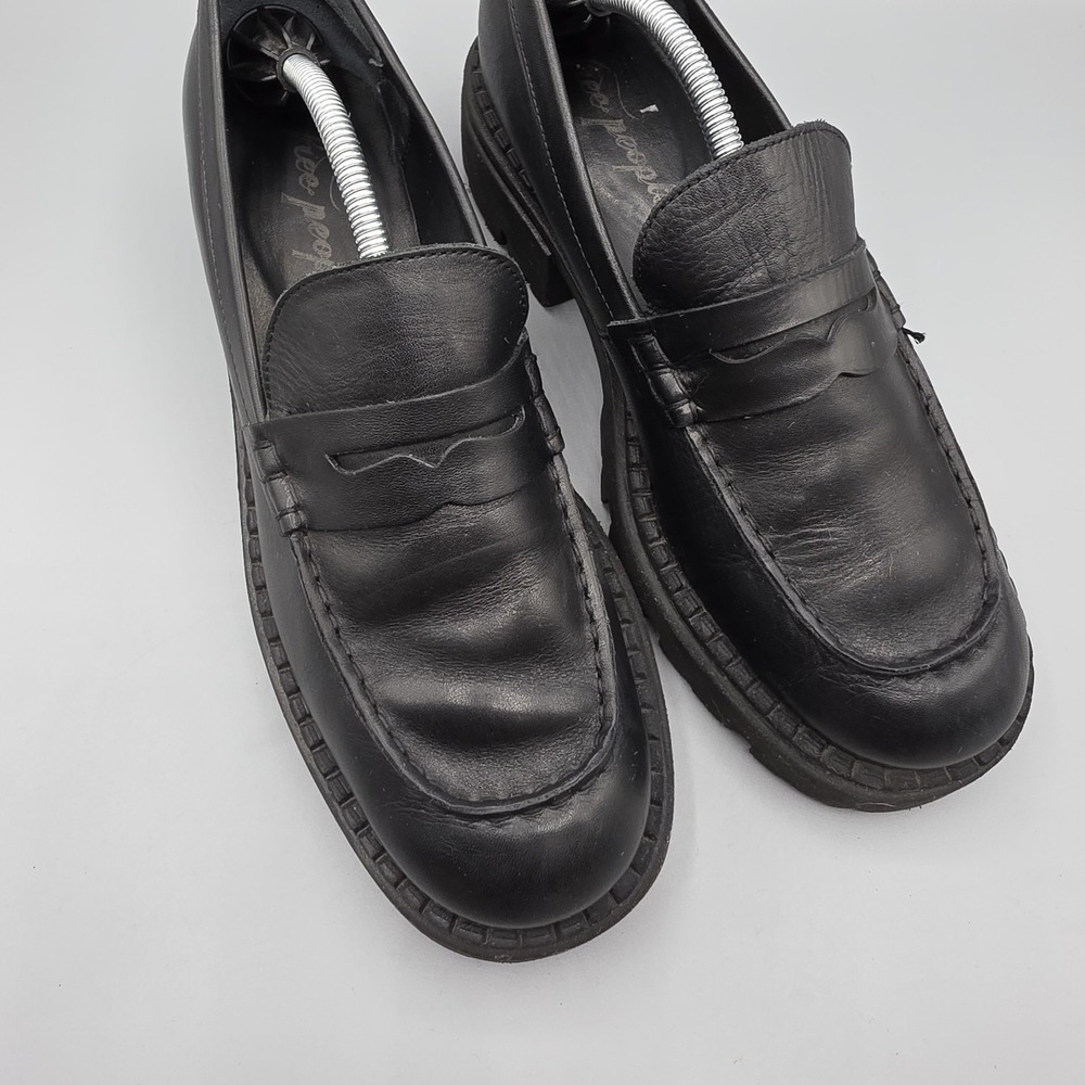 Free People Lyra Penny Loafers Womens 39.5 Black Leather Lug‎ Sole Chunky Retro - Picture 2 of 15